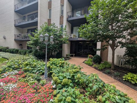 Tiny photo for 410 Ashland Avenue #1A, River Forest, IL 60305 (MLS # 12456440)