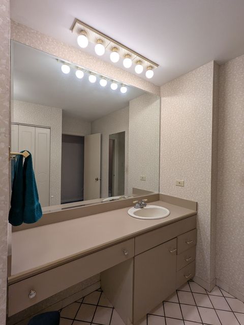 Tiny photo for 410 Ashland Avenue #1A, River Forest, IL 60305 (MLS # 12456440)