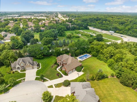 Tiny photo for 21588 Williamsburg Court, Frankfort, IL 60423 (MLS # 12719783)