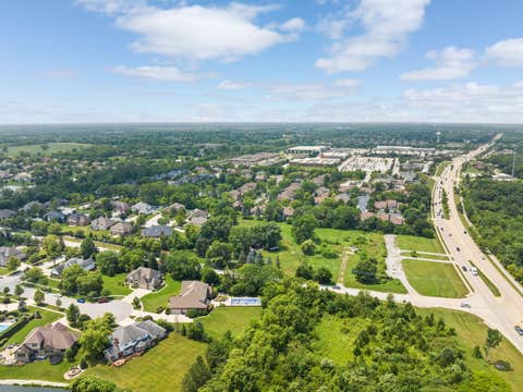 Tiny photo for 21588 Williamsburg Court, Frankfort, IL 60423 (MLS # 12719783)