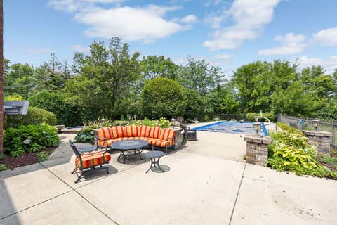 Tiny photo for 21588 Williamsburg Court, Frankfort, IL 60423 (MLS # 12719783)