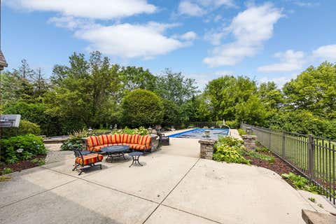 Tiny photo for 21588 Williamsburg Court, Frankfort, IL 60423 (MLS # 12719783)