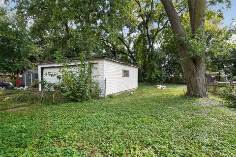 Tiny photo for 10417 W Palmer Avenue, Melrose Park, IL 60164 (MLS # 12483228)