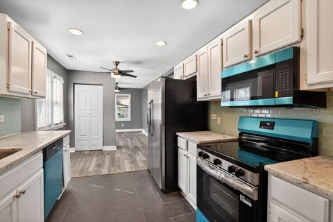 Tiny photo for 10417 W Palmer Avenue, Melrose Park, IL 60164 (MLS # 12483228)