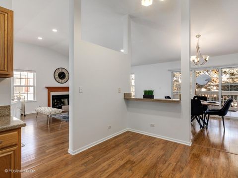 Tiny photo for 121 Commons Court, Wheeling, IL 60090 (MLS # 12579486)