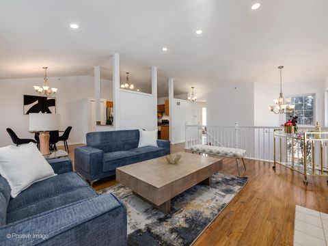 Tiny photo for 121 Commons Court, Wheeling, IL 60090 (MLS # 12579486)