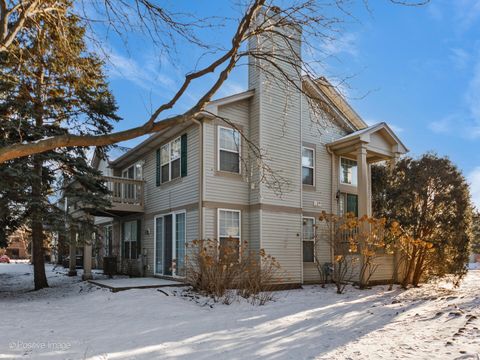 Tiny photo for 121 Commons Court, Wheeling, IL 60090 (MLS # 12579486)