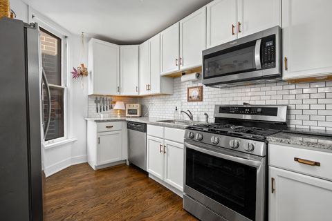 Tiny photo for 730 W Aldine Avenue #3W, Chicago, IL 60657 (MLS # 12474672)