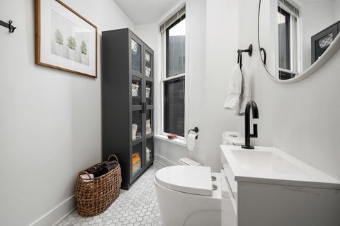 Tiny photo for 730 W Aldine Avenue #3W, Chicago, IL 60657 (MLS # 12474672)
