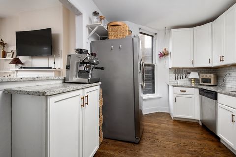 Tiny photo for 730 W Aldine Avenue #3W, Chicago, IL 60657 (MLS # 12474672)