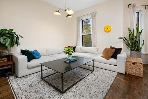 Tiny photo for 730 W Aldine Avenue #3W, Chicago, IL 60657 (MLS # 12474672)
