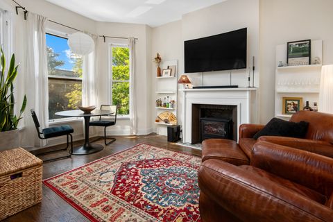 Tiny photo for 730 W Aldine Avenue #3W, Chicago, IL 60657 (MLS # 12474672)