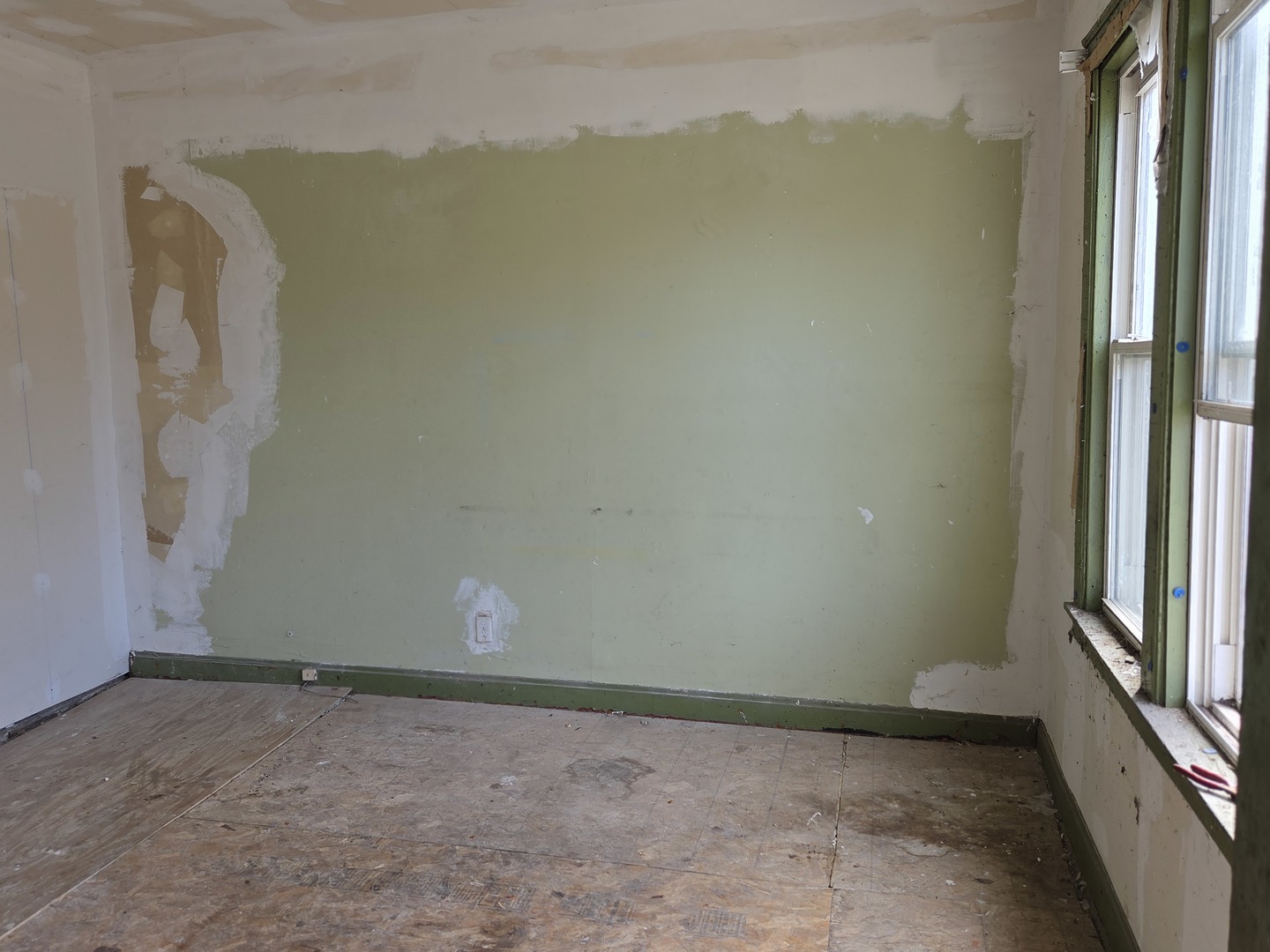 8847 S BURLEY Avenue