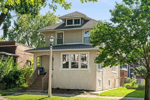 Photo of 602 Highland Avenue, Oak Park, IL 60304 (MLS # 12675441)