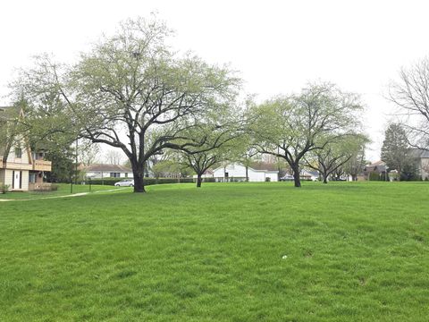 Tiny photo for Vernon Hills, IL 60061 (MLS # 12575460)