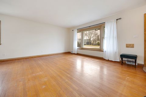 Tiny photo for 2701 Lee Street, Melrose Park, IL 60164 (MLS # 12629838)