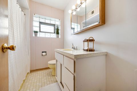 Tiny photo for 2701 Lee Street, Melrose Park, IL 60164 (MLS # 12629838)