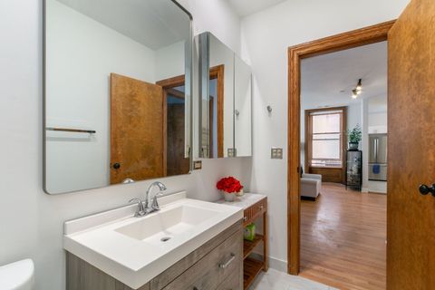 Tiny photo for 550 W Surf Street #C316, Chicago, IL 60657 (MLS # 12454392)