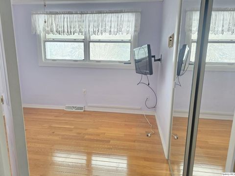 Tiny photo for 2432 Northridge Dr, Quincy, IL 62305 (MLS # 12592358)