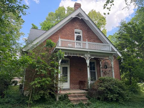 Tiny photo for 1603 Catherine Street, Metropolis, IL 62960 (MLS # 12629286)