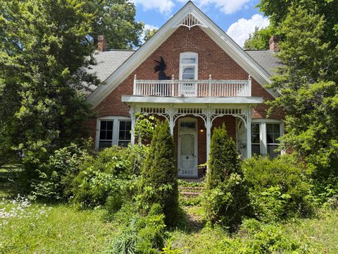 Photo of 1603 Catherine Street, Metropolis, IL 62960 (MLS # 12629286)
