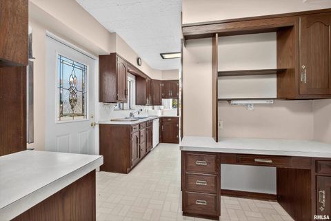 Tiny photo for 1228 COFFELT Avenue, Bettendorf, IA 52722 (MLS # 12591415)