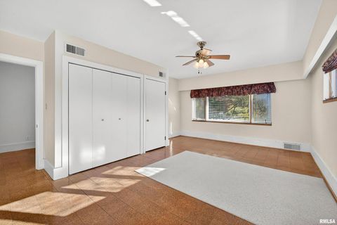 Tiny photo for 1228 COFFELT Avenue, Bettendorf, IA 52722 (MLS # 12591415)