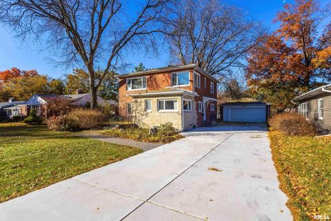 Tiny photo for 1228 COFFELT Avenue, Bettendorf, IA 52722 (MLS # 12591415)