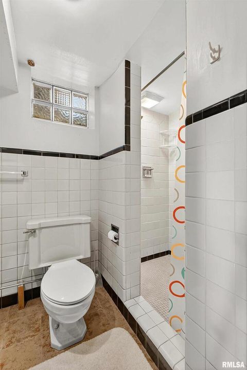 Tiny photo for 1228 COFFELT Avenue, Bettendorf, IA 52722 (MLS # 12591415)