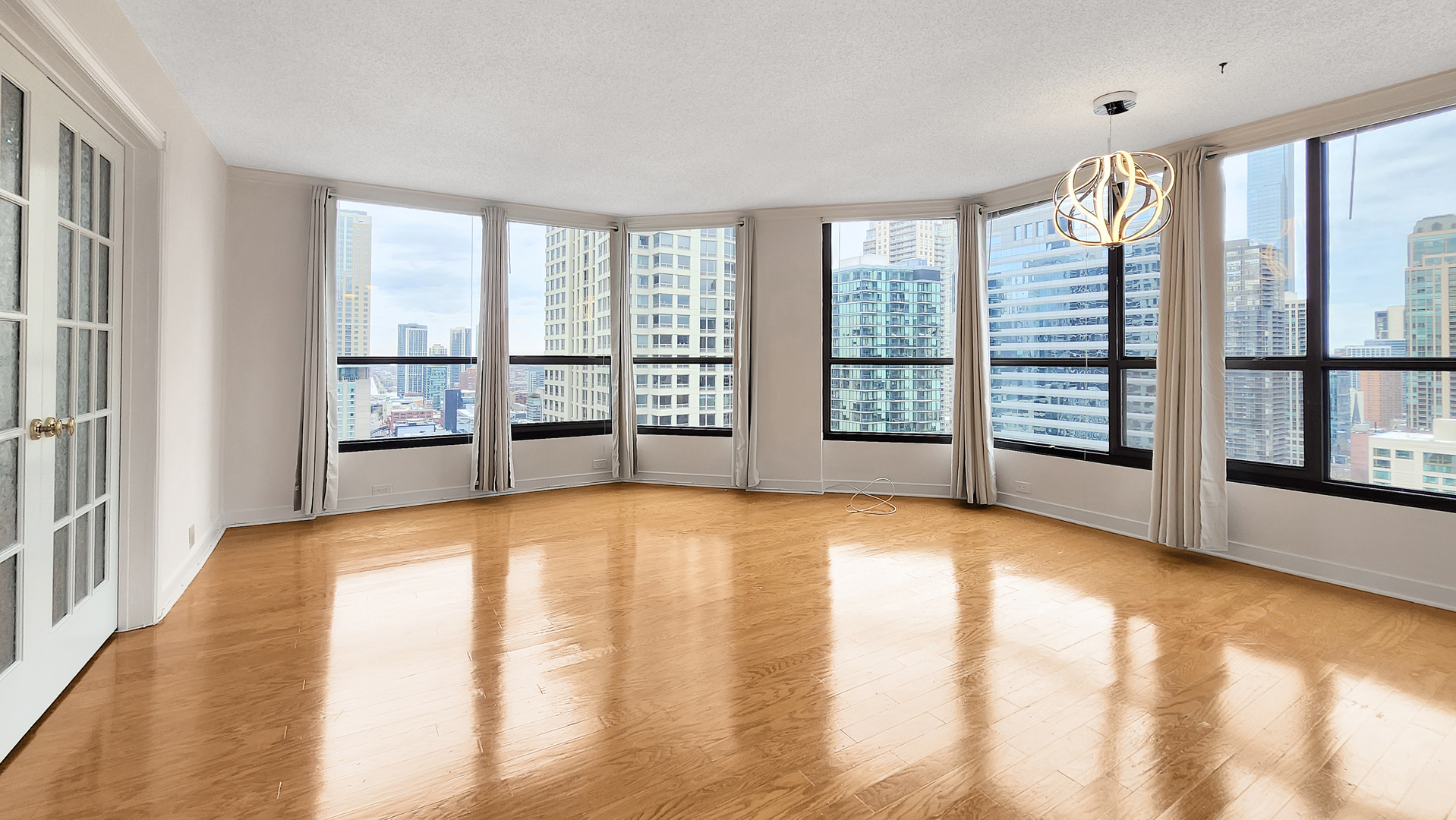 405 N WABASH Avenue 2603