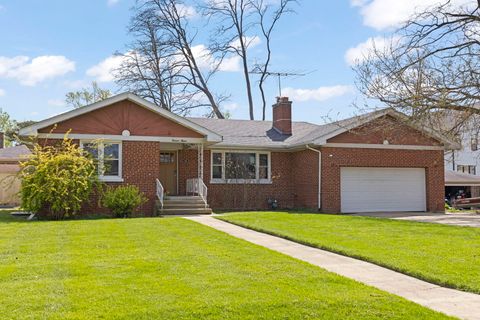 Tiny photo for 1412 Avery Avenue, Wheaton, IL 60187 (MLS # 12620041)