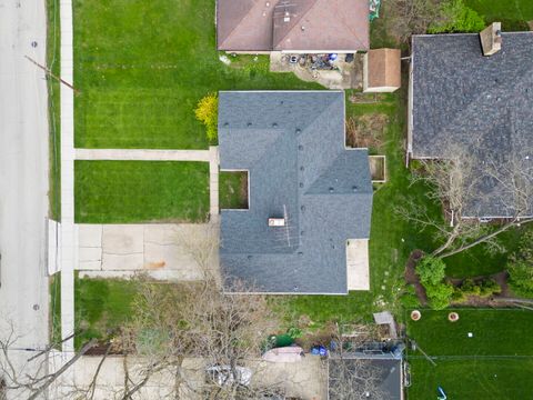 Tiny photo for 1412 Avery Avenue, Wheaton, IL 60187 (MLS # 12620041)