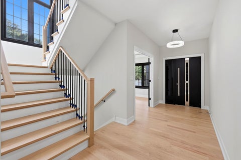 Tiny photo for 9235 Crescent Court, Oak Lawn, IL 60453 (MLS # 12778777)