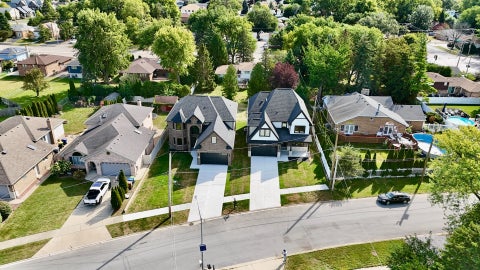 Tiny photo for 9235 Crescent Court, Oak Lawn, IL 60453 (MLS # 12778777)