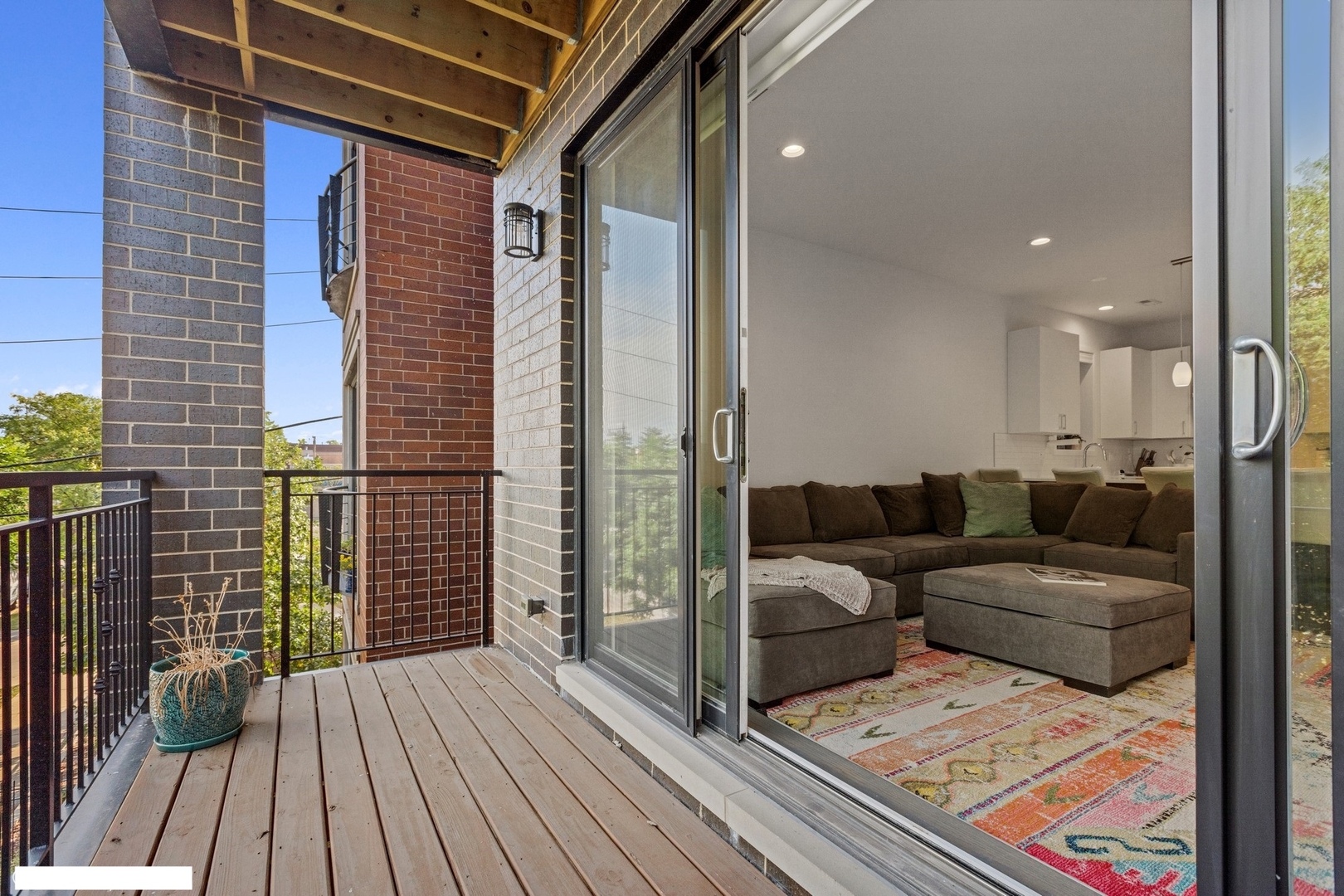 4014 N Mozart Street 2