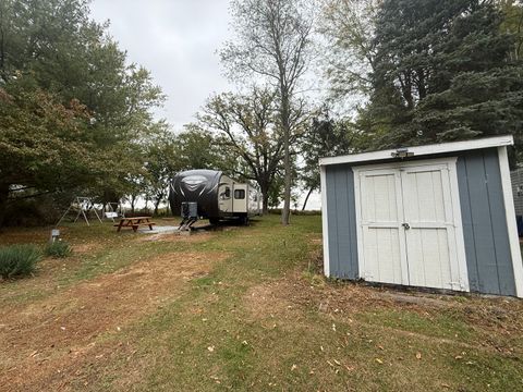 17-154 Woodhaven Lakes Sublette IL 61367