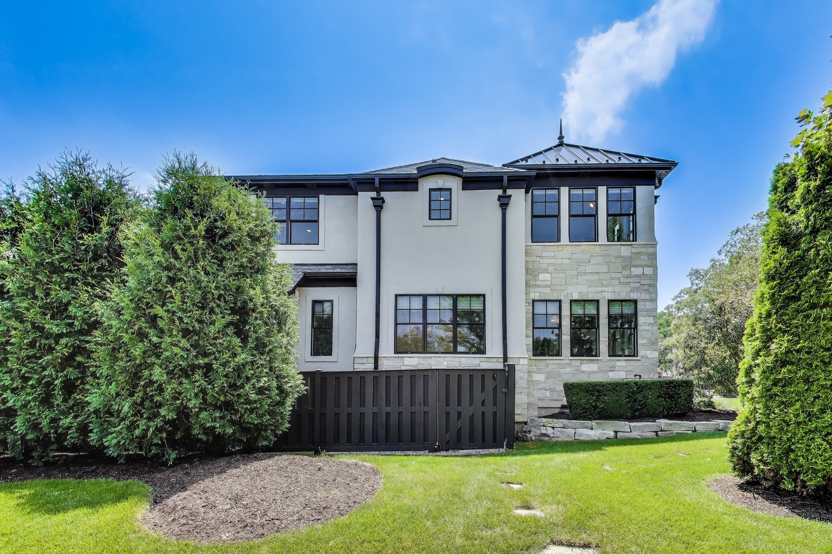 315 W Park Street