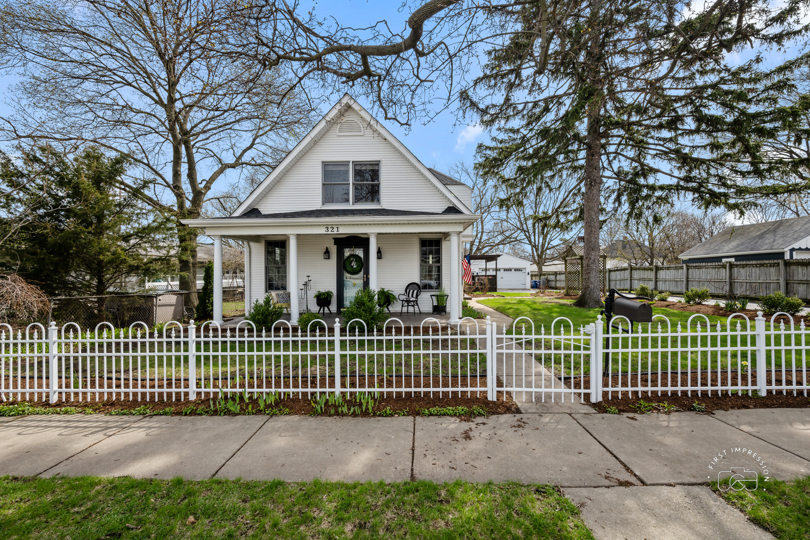 321 N 6th Street
