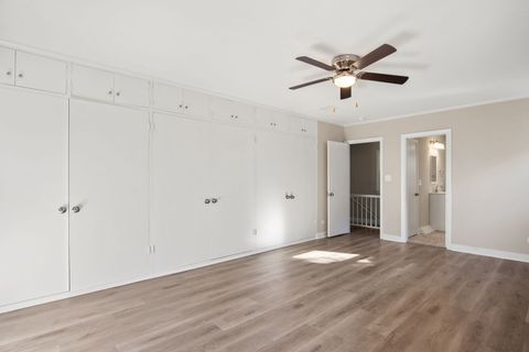 Tiny photo for 914 Brook Street, Elgin, IL 60120 (MLS # 12532097)