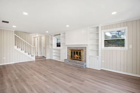 Tiny photo for 914 Brook Street, Elgin, IL 60120 (MLS # 12532097)