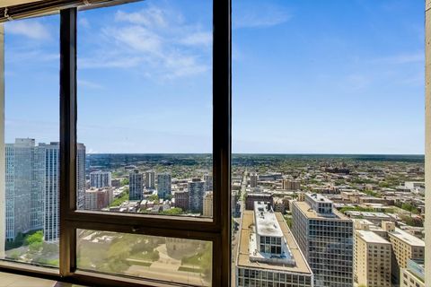 Tiny photo for 2800 N Lake Shore Drive #4216, Chicago, IL 60657 (MLS # 12400067)
