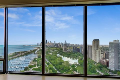 Tiny photo for 2800 N Lake Shore Drive #4216, Chicago, IL 60657 (MLS # 12400067)