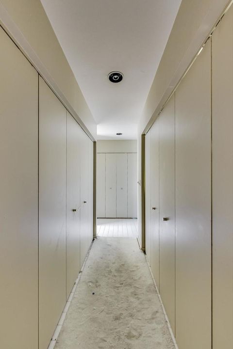 Tiny photo for 2800 N Lake Shore Drive #4216, Chicago, IL 60657 (MLS # 12400067)