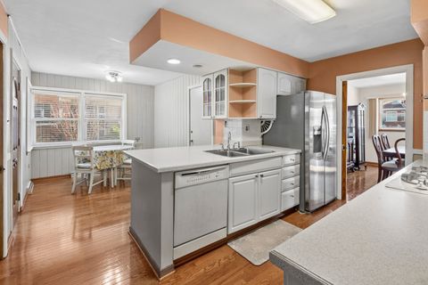 Tiny photo for Lincolnwood, IL 60712 (MLS # 12610339)