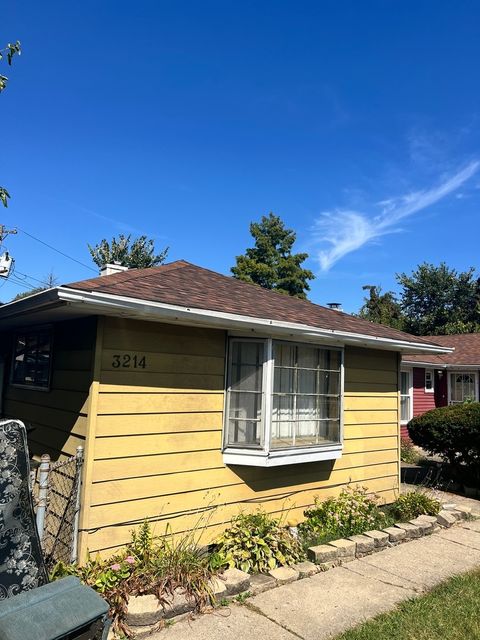 Photo of 3214 W Lydia Avenue, Robbins, IL 60472 (MLS # 12488393)