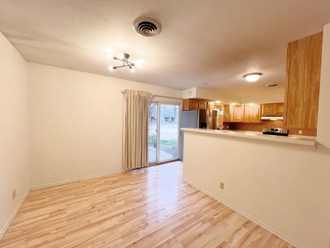 Tiny photo for 1702 W Taylor Drive, Carbondale, IL 62901 (MLS # 12570362)