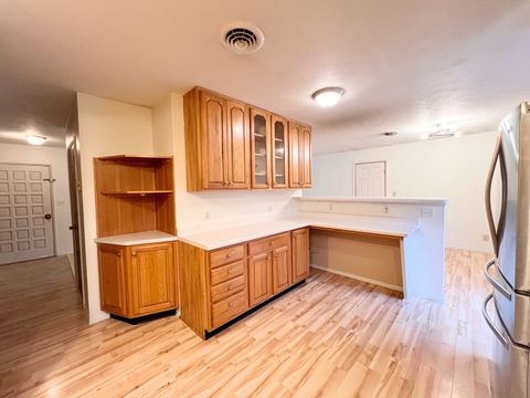 Tiny photo for 1702 W Taylor Drive, Carbondale, IL 62901 (MLS # 12570362)