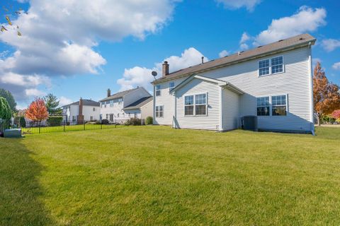 Tiny photo for 1655 Whispering Oaks Court, West Chicago, IL 60185 (MLS # 12500951)