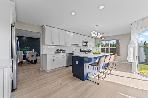 Tiny photo for 1655 Whispering Oaks Court, West Chicago, IL 60185 (MLS # 12500951)