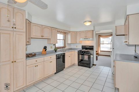 Tiny photo for 817 Stonewall Drive, Bourbonnais, IL 60914 (MLS # 12556087)